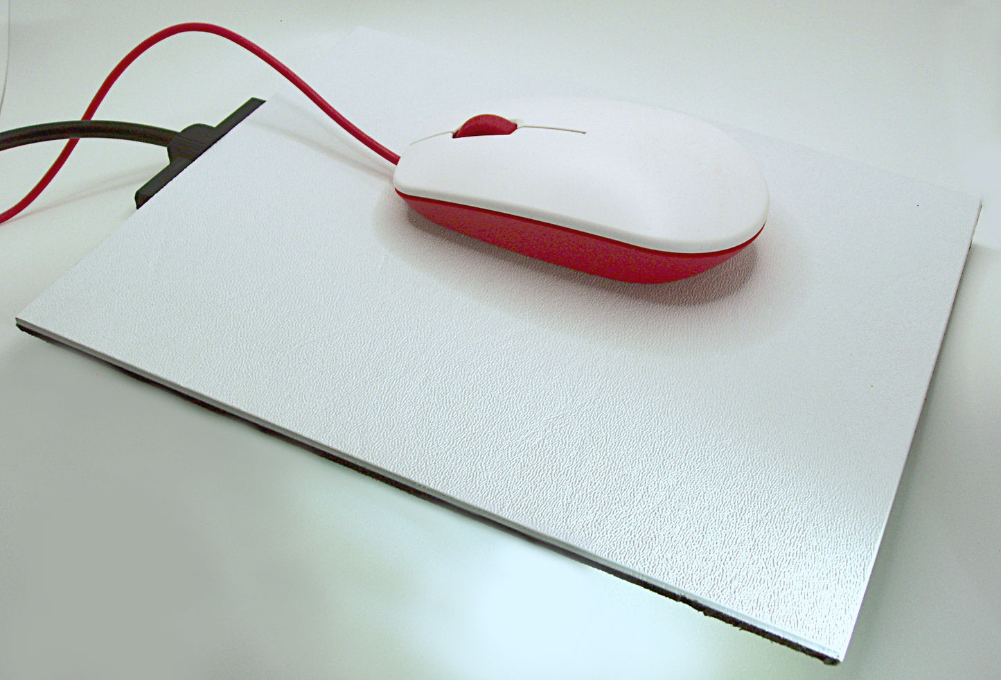 Hotmousepad White with mouse